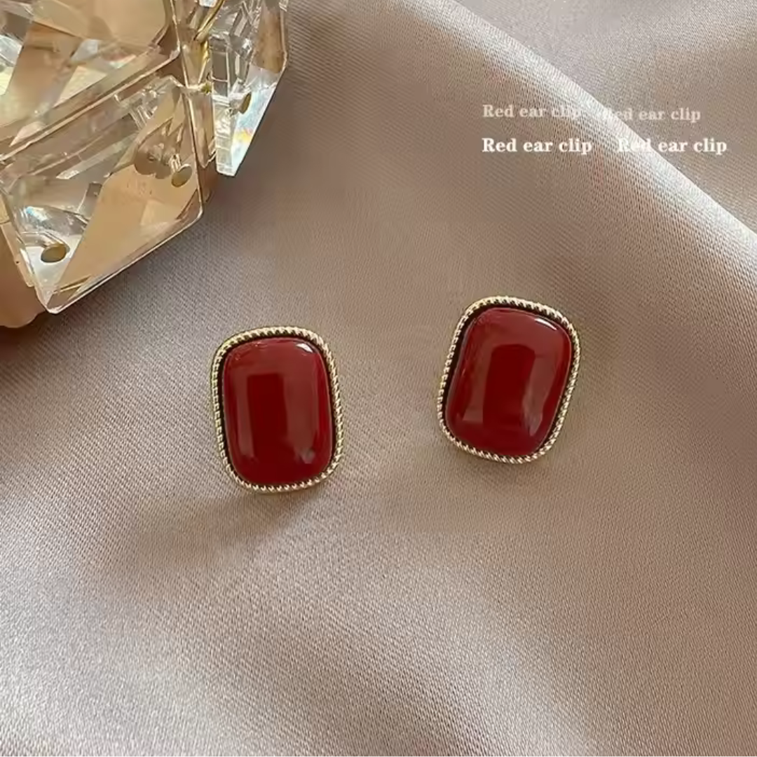 Red & Gold Pearl Vintage Earring Set - Elegant Clip-On Collection